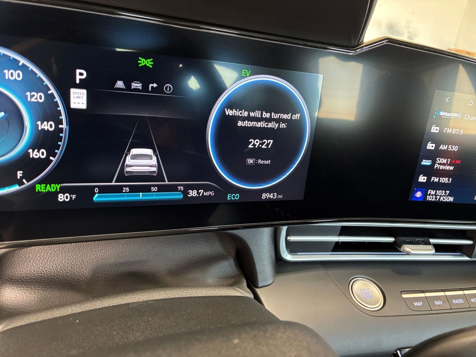 Used 2025 Hyundai Elantra Limited image 42