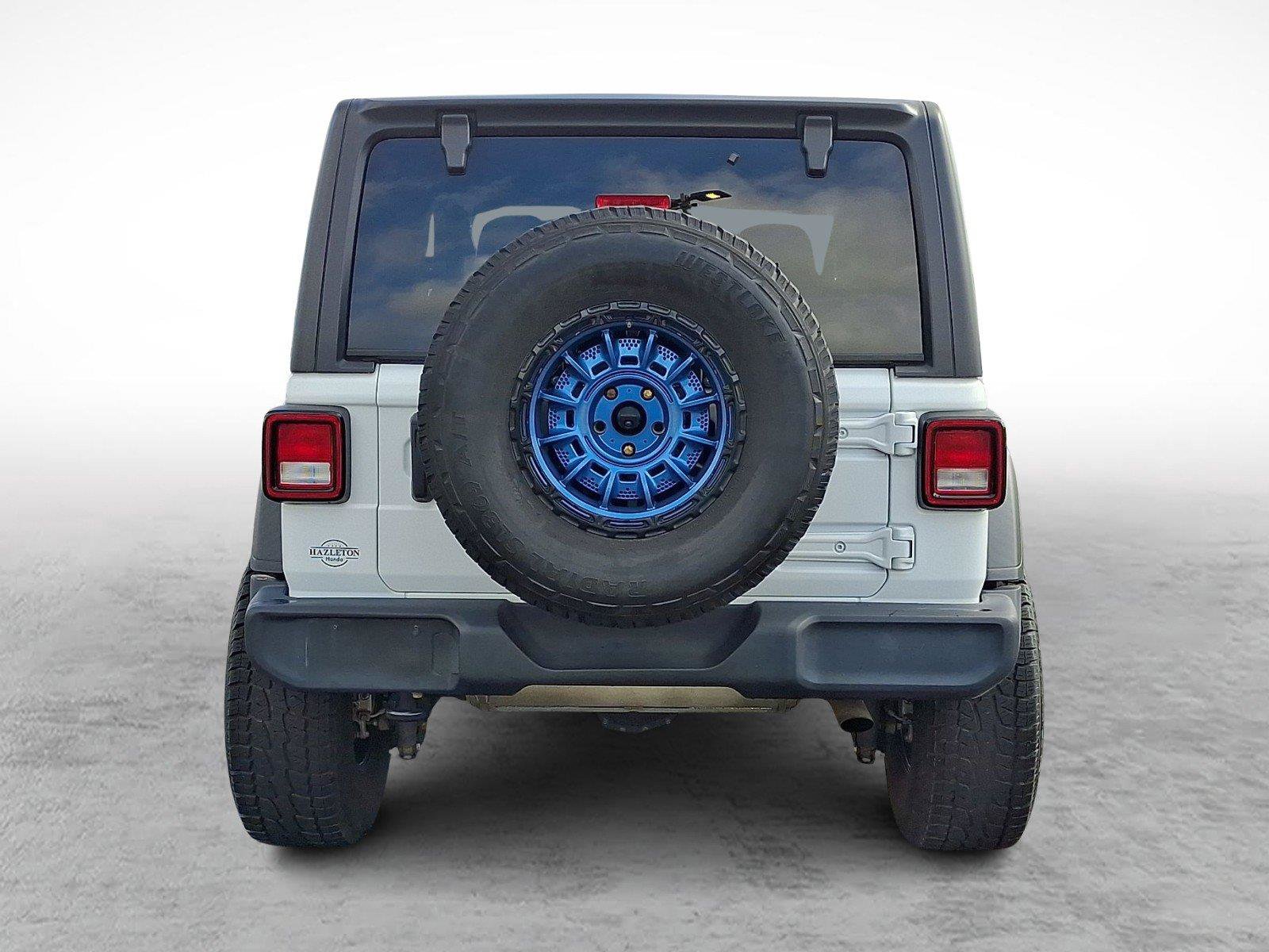 Used 2023 Jeep Wrangler Sport AWD/4WD image 6
