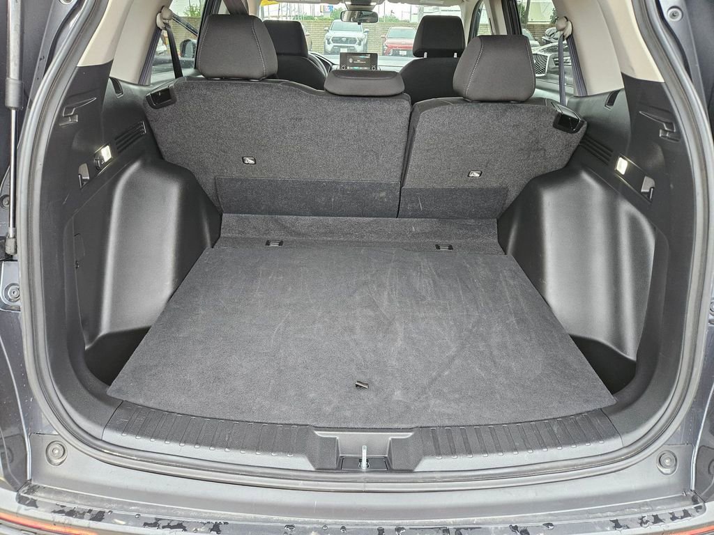Used 2025 Honda CR-V LX image 24