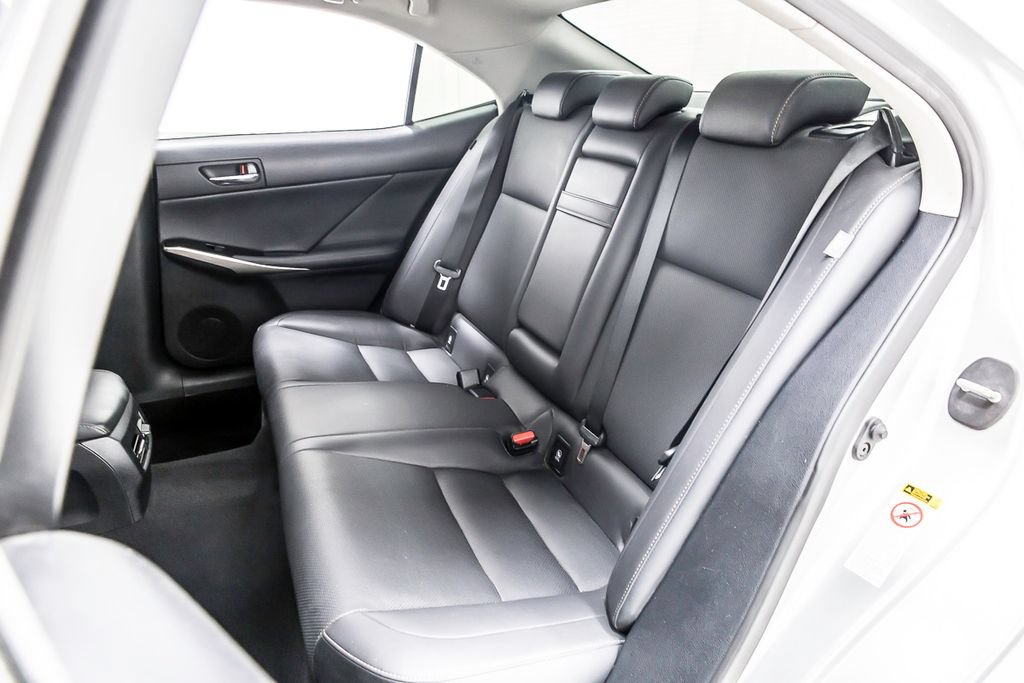 Used 2016 Lexus IS 200t RWD image 31
