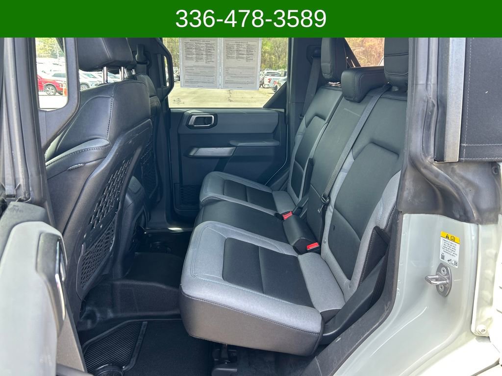 Used 2022 Ford Bronco Black Diamond w/ Sasquatch Package image 17