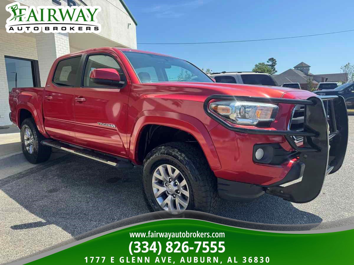 Used 2017 Toyota Tacoma SR5 w/ Tow Package image 4
