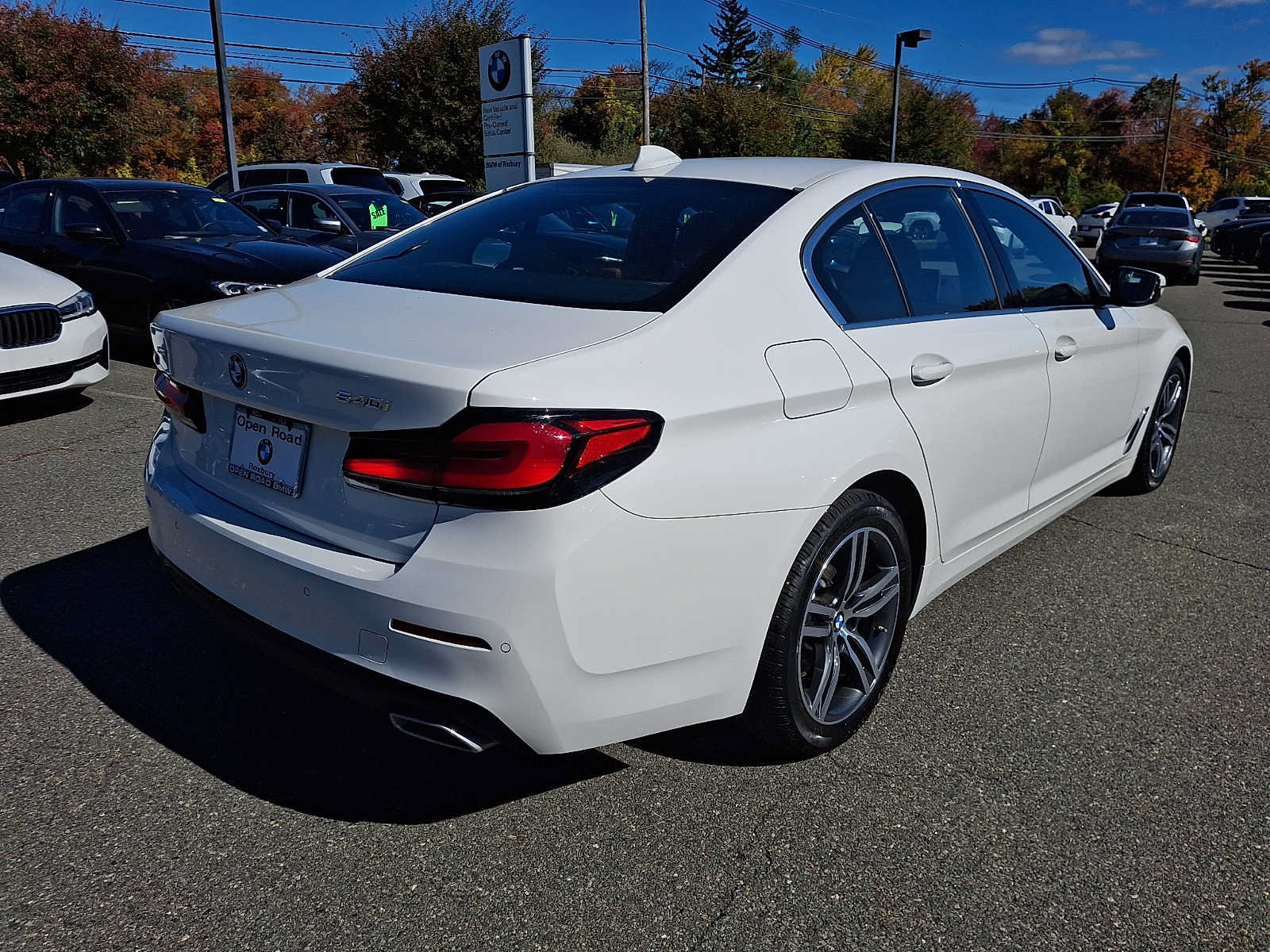 Used 2022 BMW 540i xDrive w/ Premium Package AWD/4WD image 7