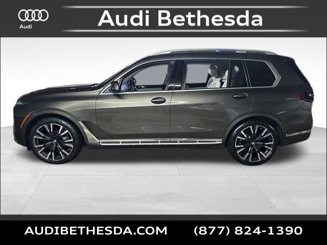 Used 2024 BMW X7 xDrive40i w/ Executive Package AWD/4WD image 4