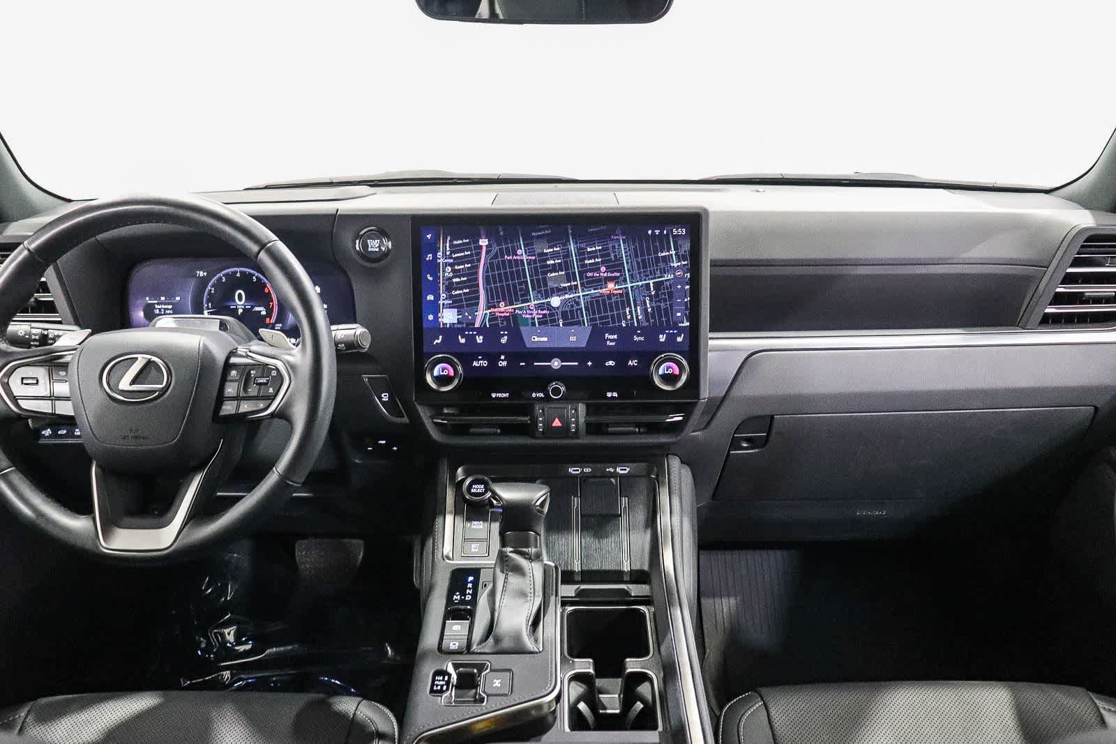 Used 2024 Lexus GX 550 w/ Accessory Package (Z1) AWD/4WD image 13