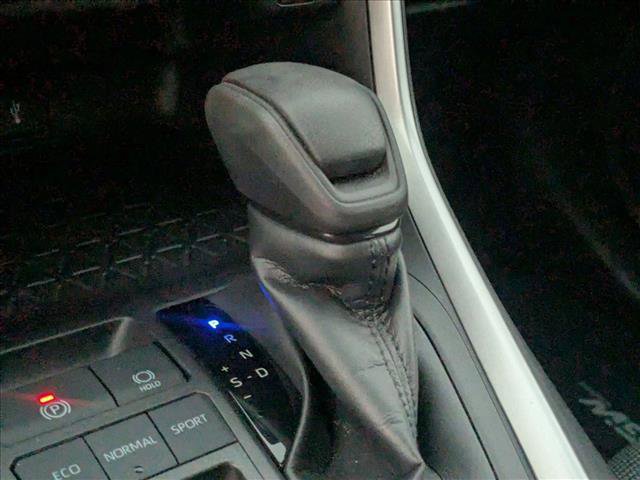 Used 2022 Toyota RAV4 LE image 8