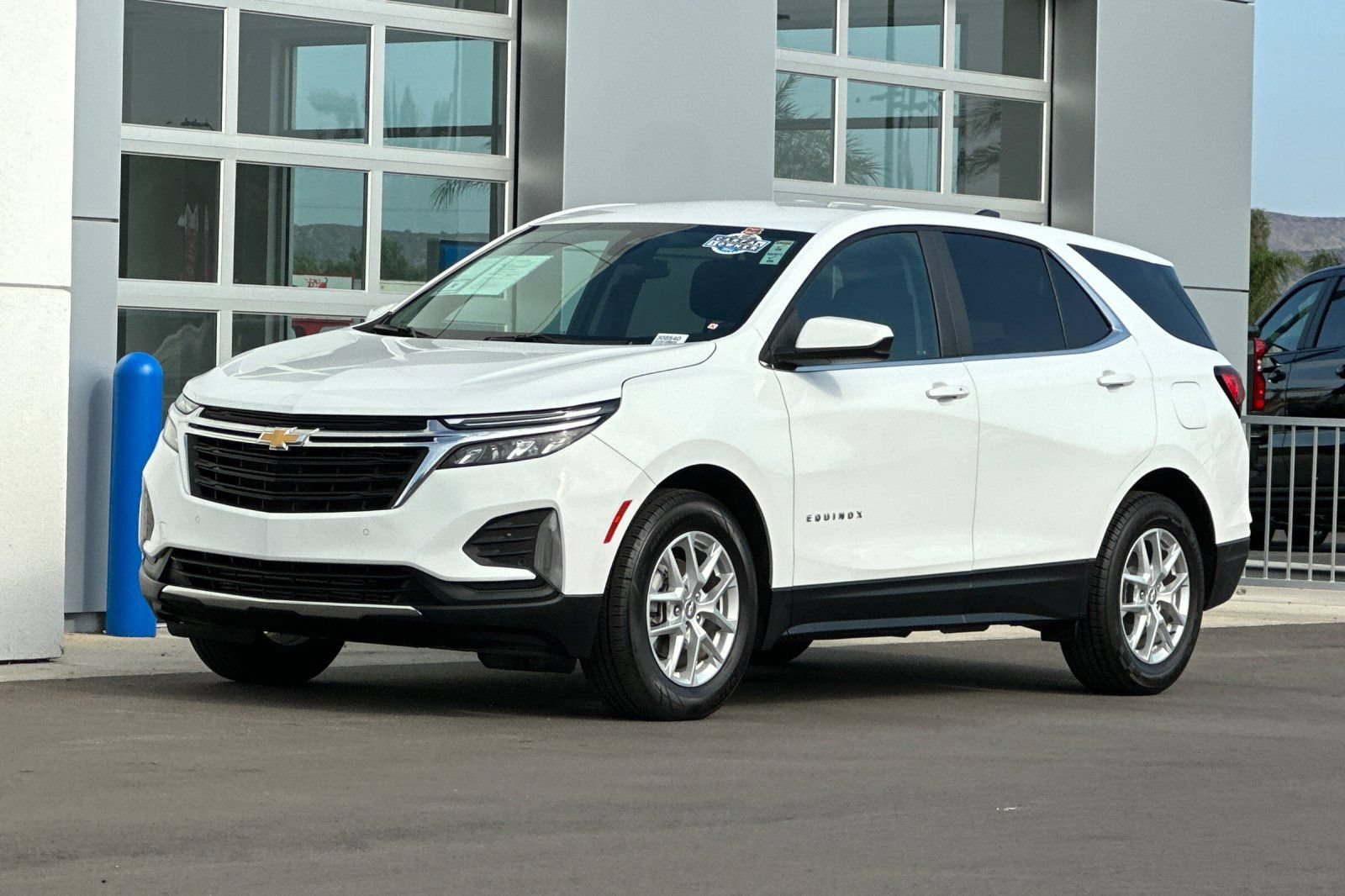Used 2024 Chevrolet Equinox LT FWD image 8