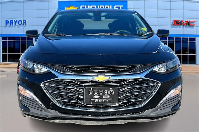 Used 2021 Chevrolet Malibu LT image 2