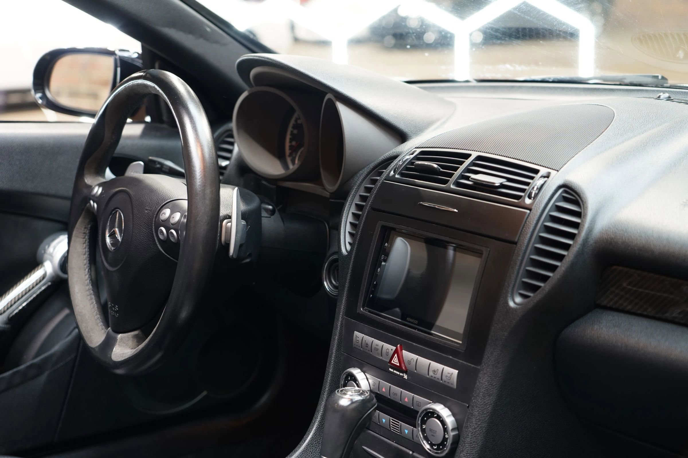 Used 2007 Mercedes-Benz SLK 55 AMG image 60