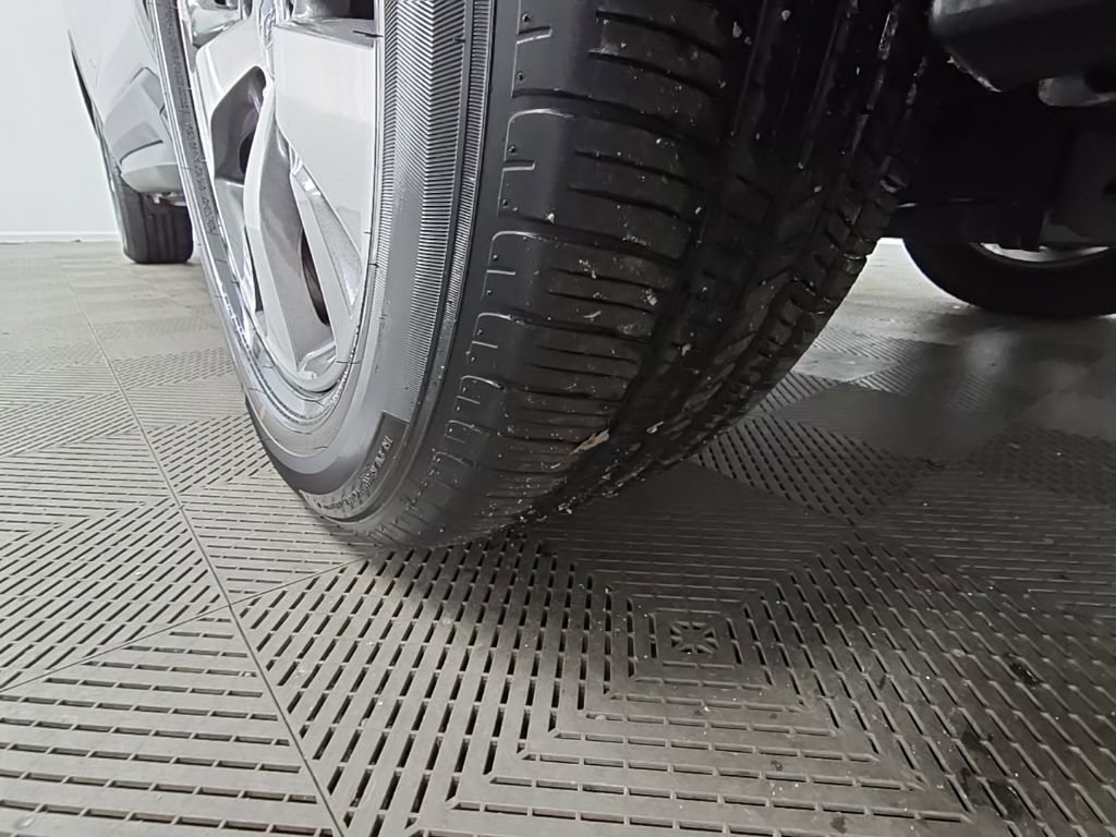 Used 2024 Subaru Ascent Premium w/ Convenience Package image 48