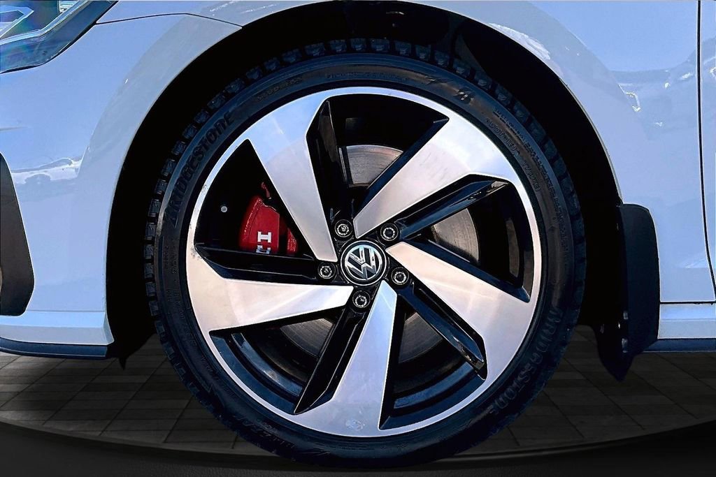 Used 2020 Volkswagen GTI S image 8