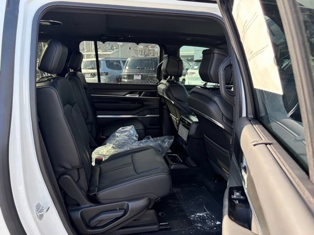 New 2026 Jeep Grand Wagoneer L Summit AWD/4WD image 31
