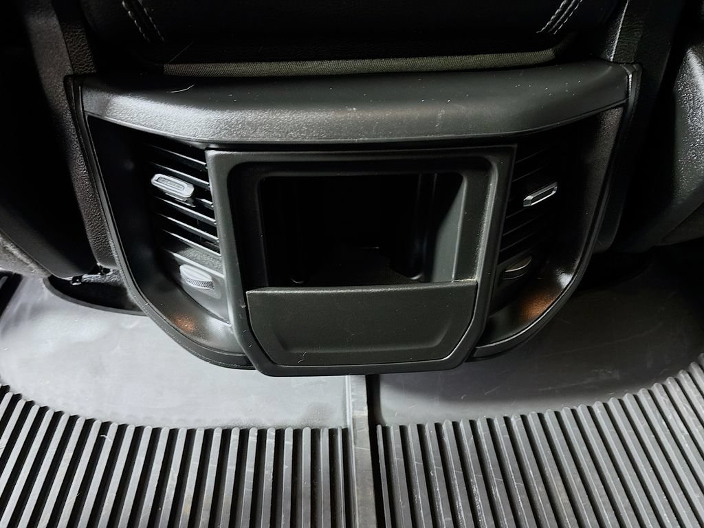 Used 2024 RAM 1500 Big Horn AWD/4WD image 25