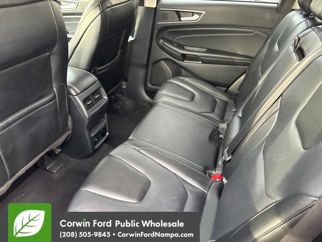 Used 2022 Ford Edge Titanium AWD/4WD image 27