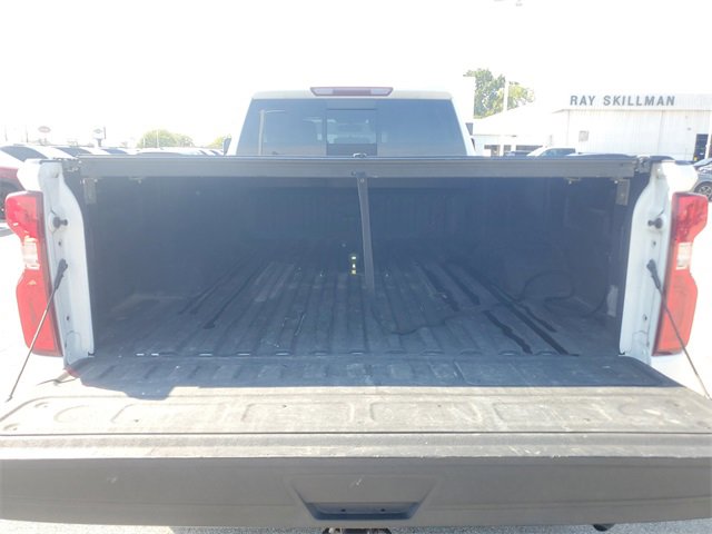 Used 2021 Chevrolet Silverado 3500 LTZ w/ LTZ Convenience Package image 9