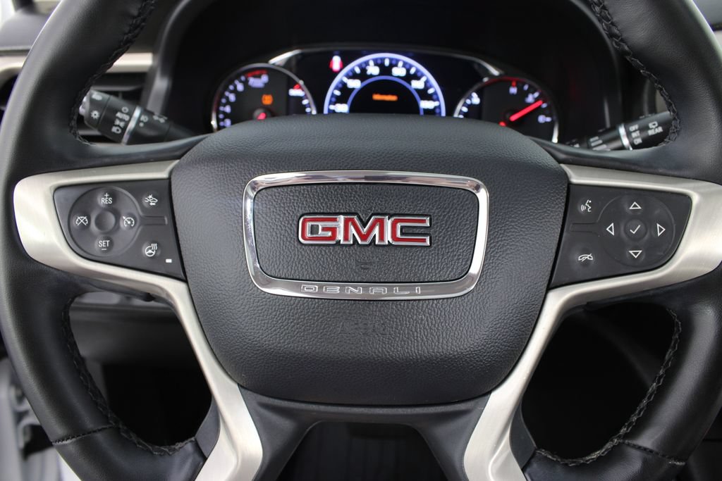 Used 2023 GMC Acadia Denali w/ Denali Ultimate Package FWD image 16