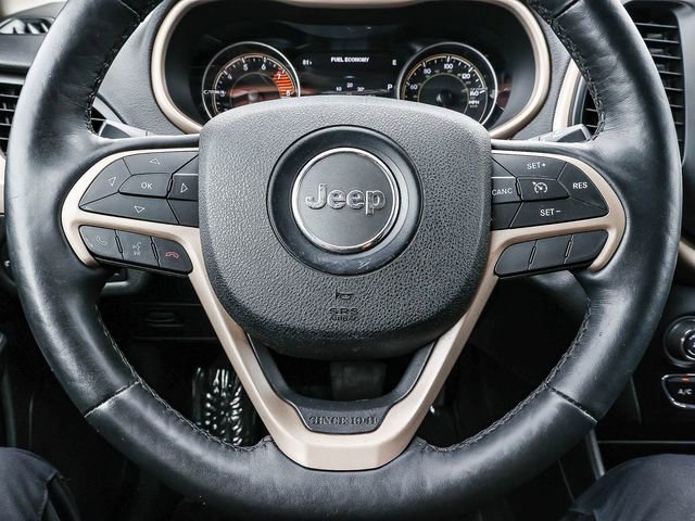 Used 2017 Jeep Cherokee Limited FWD image 25