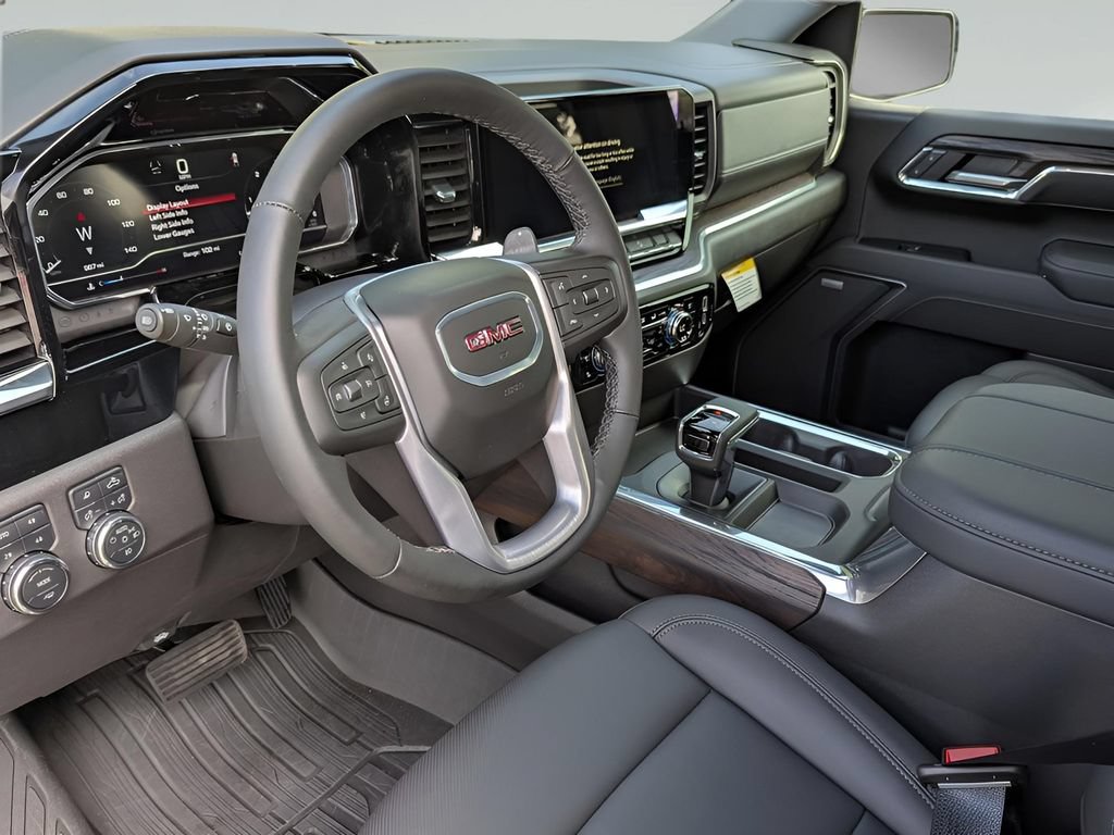 Used 2025 GMC Sierra 1500 SLT AWD/4WD image 6