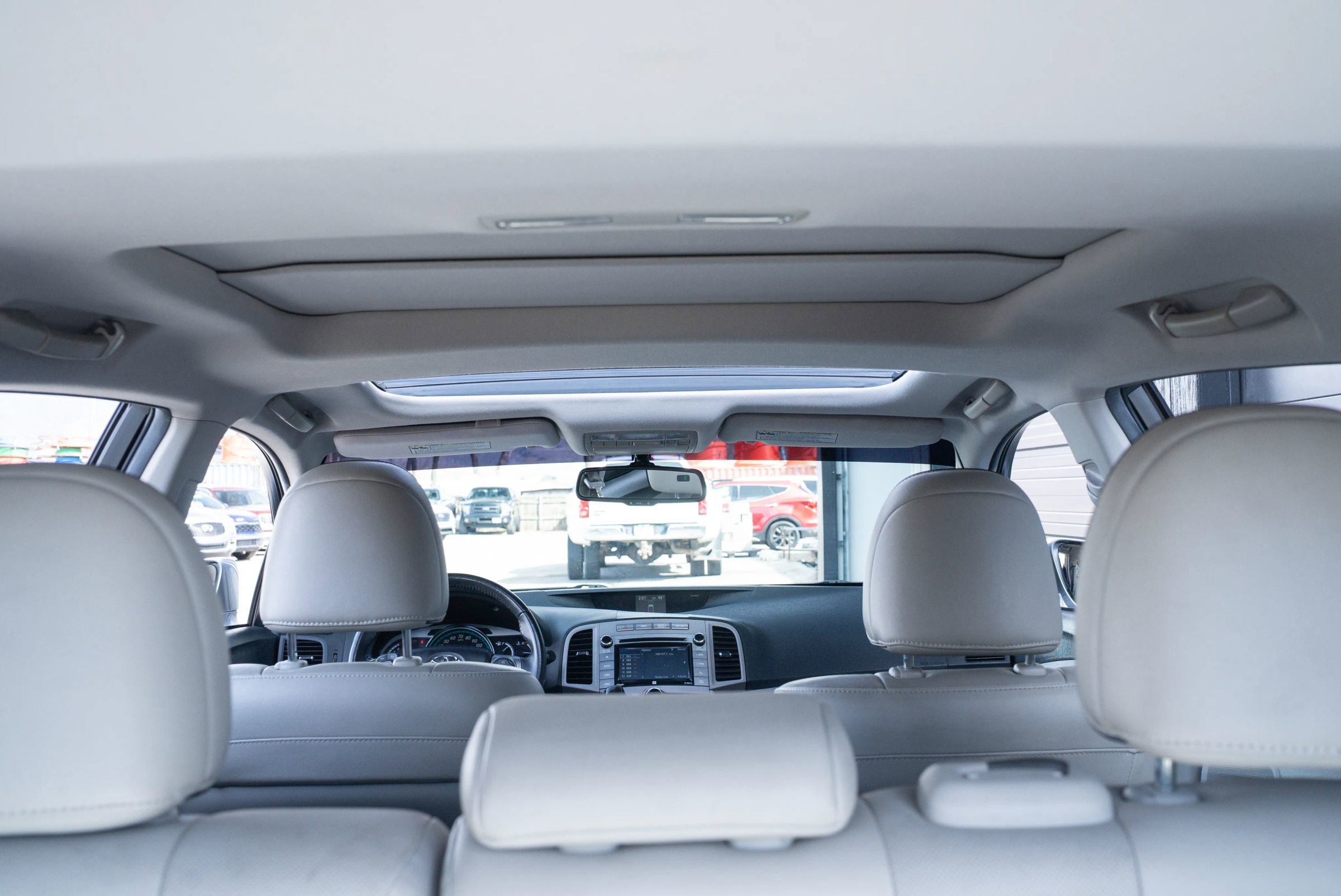 Used 2015 Toyota Venza Limited image 23