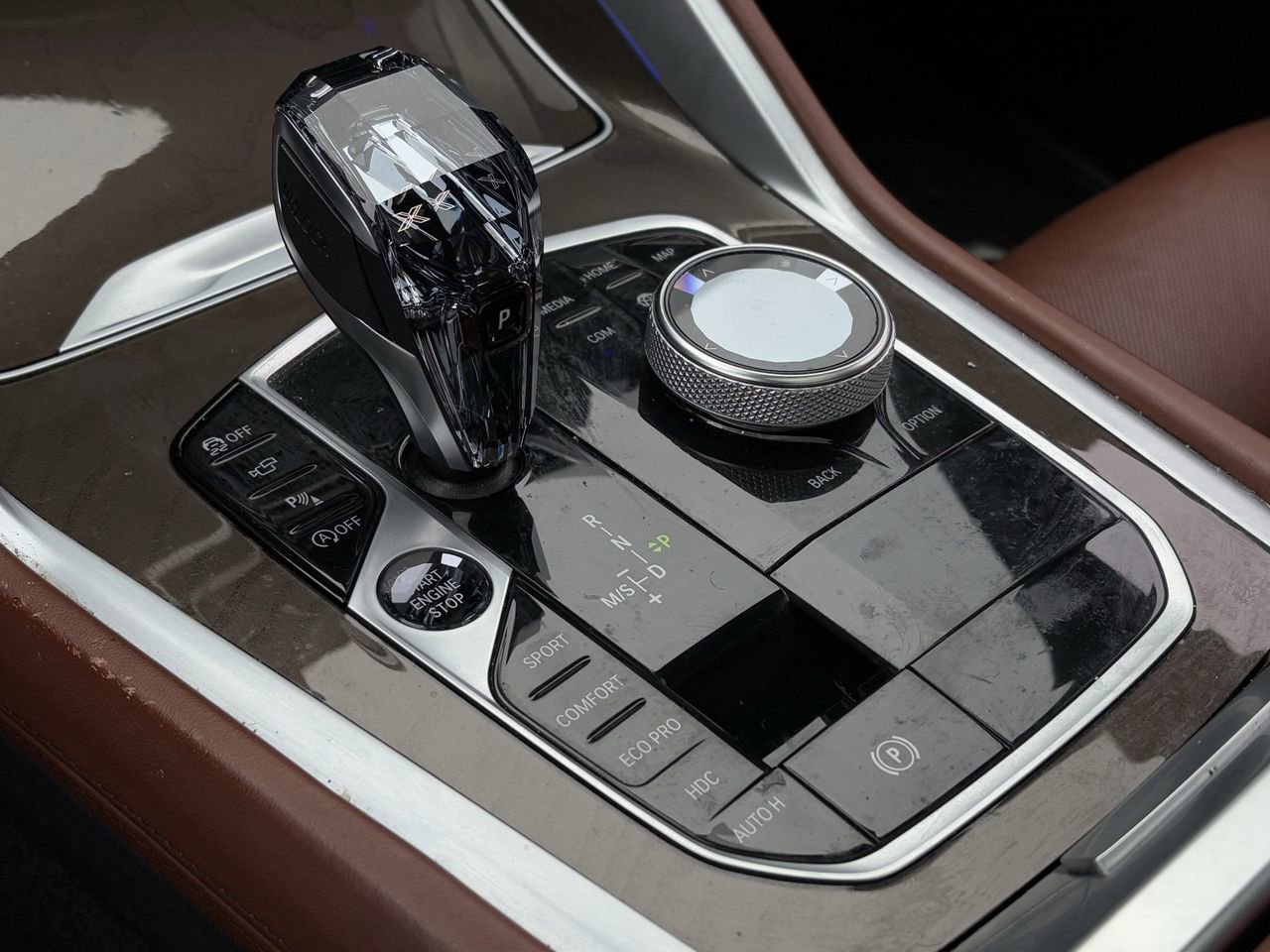 Used 2022 BMW X6 M50i w/ Executive Package image 16