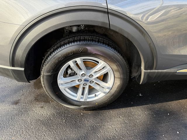 Used 2022 Ford Explorer XLT w/ Equipment Group 202A image 26