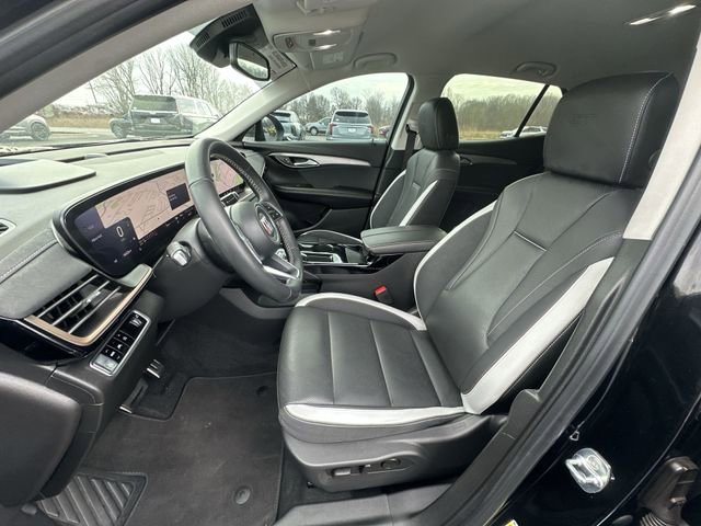 Used 2024 Buick Envision Sport Touring image 11