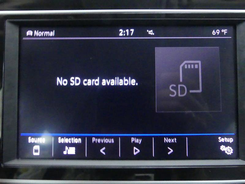 Used 2018 Volkswagen Tiguan S image 10