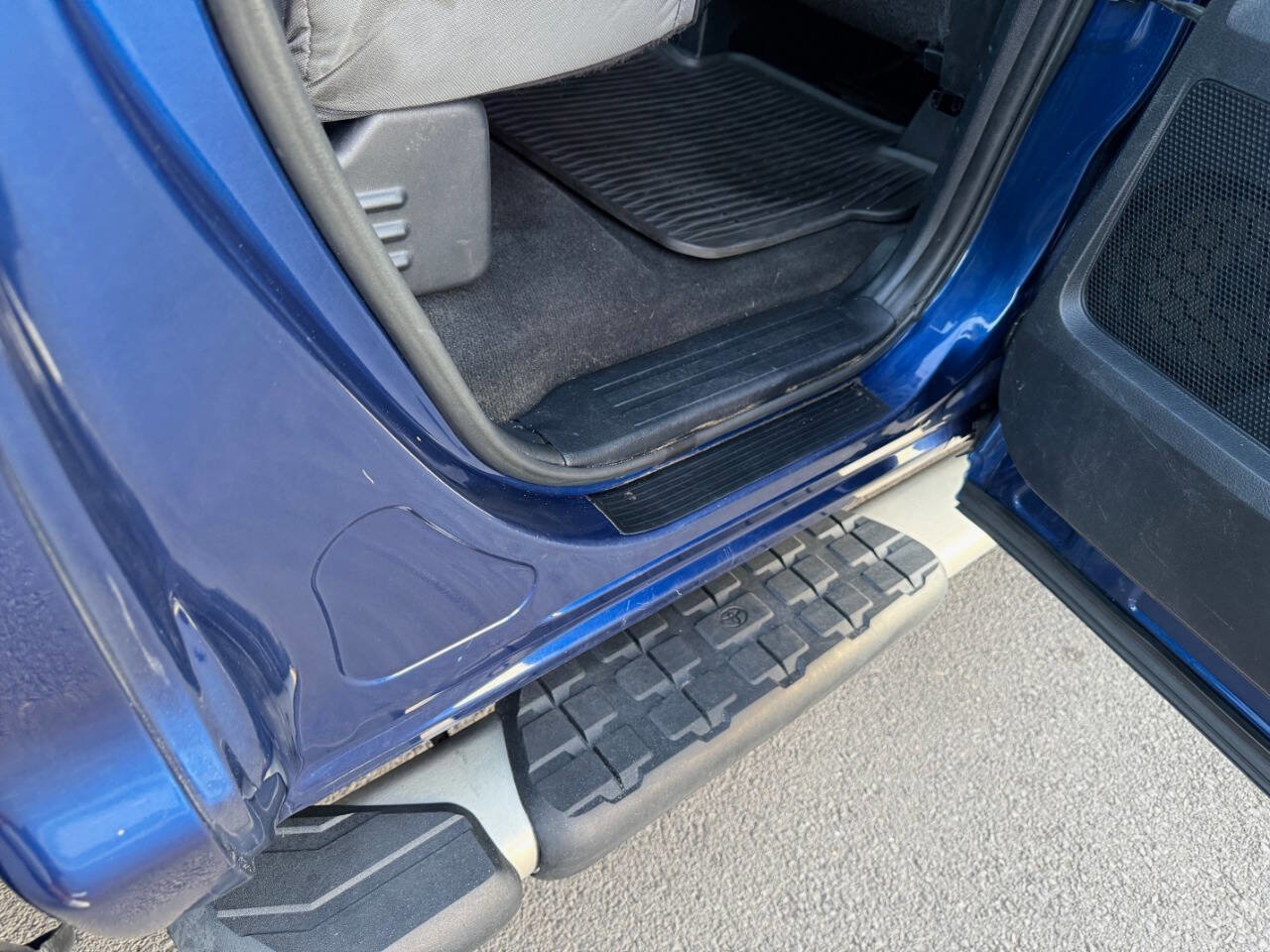 Used 2015 Toyota Tundra SR image 29