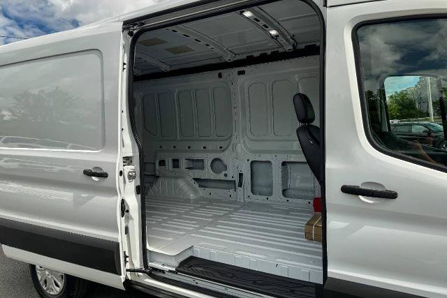 Certified 2023 Ford E-Transit Medium Roof RWD image 12