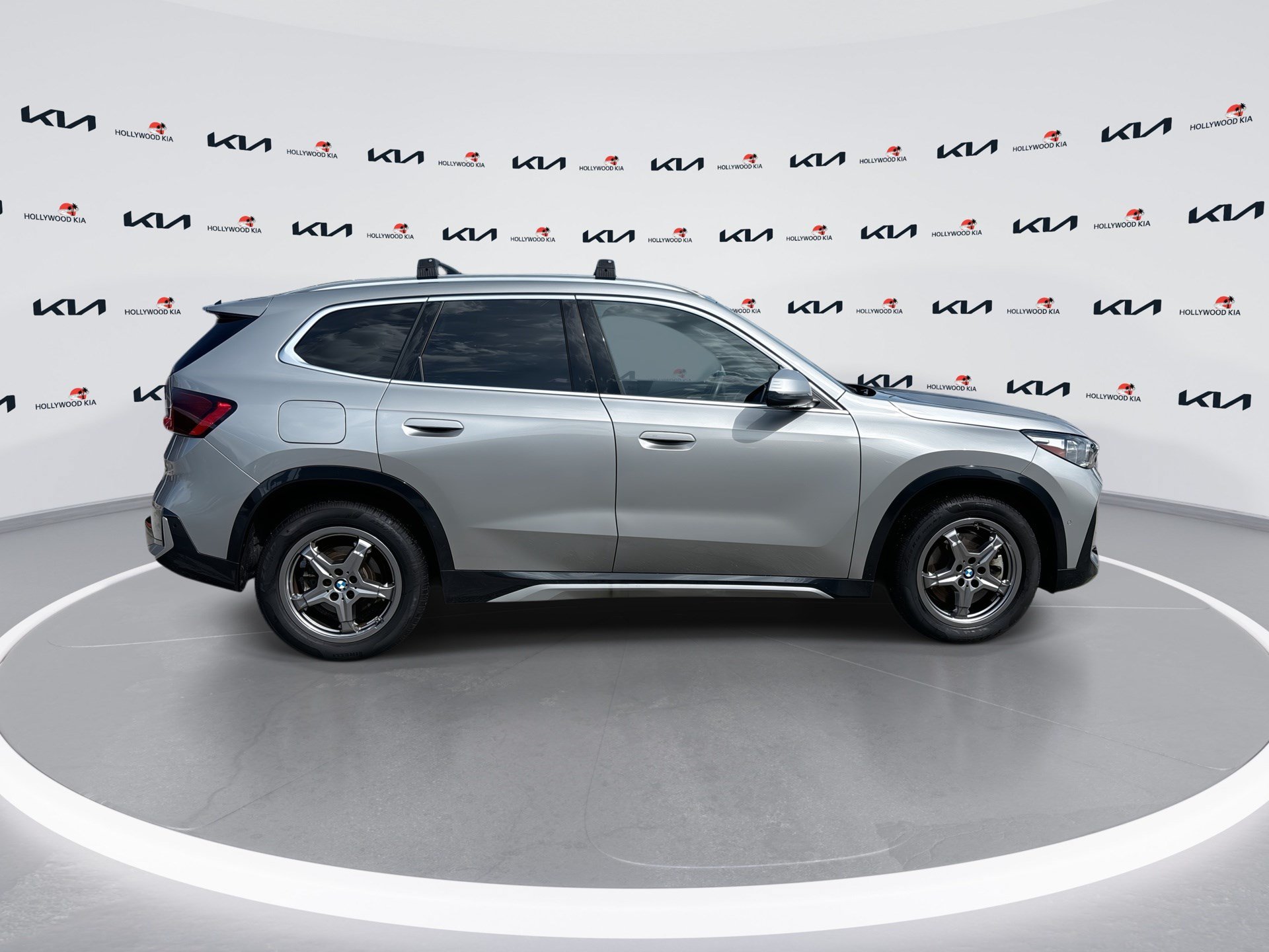 Used 2024 BMW X1 xDrive28i AWD/4WD image 9
