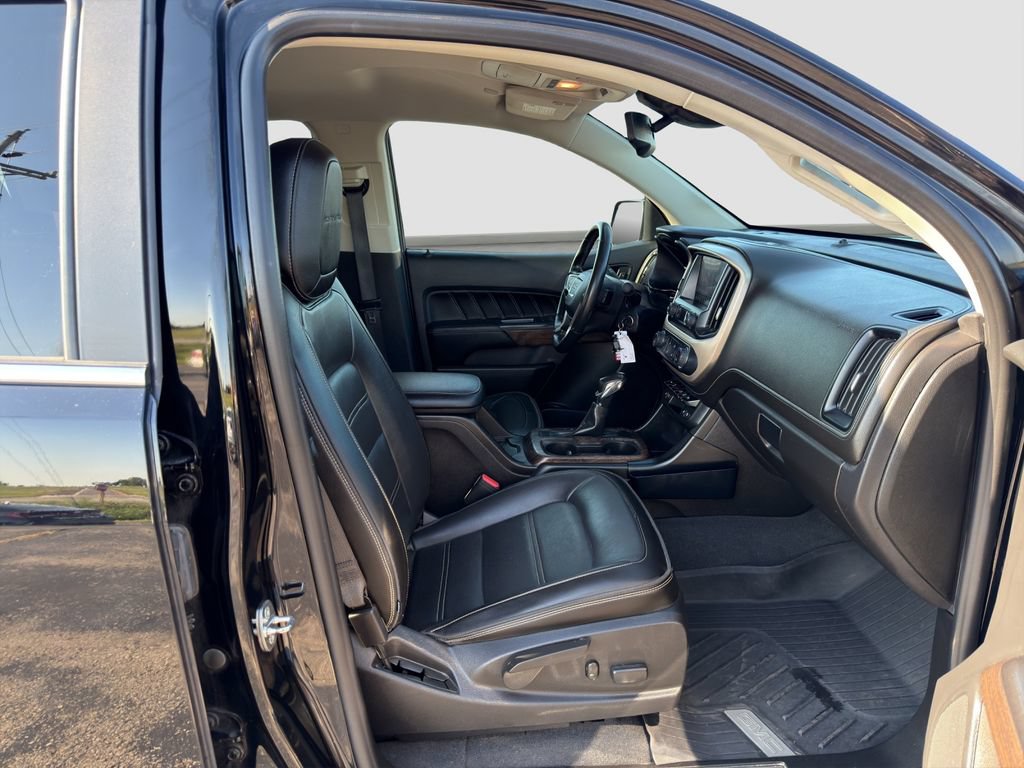 Used 2022 GMC Canyon Denali AWD/4WD image 18