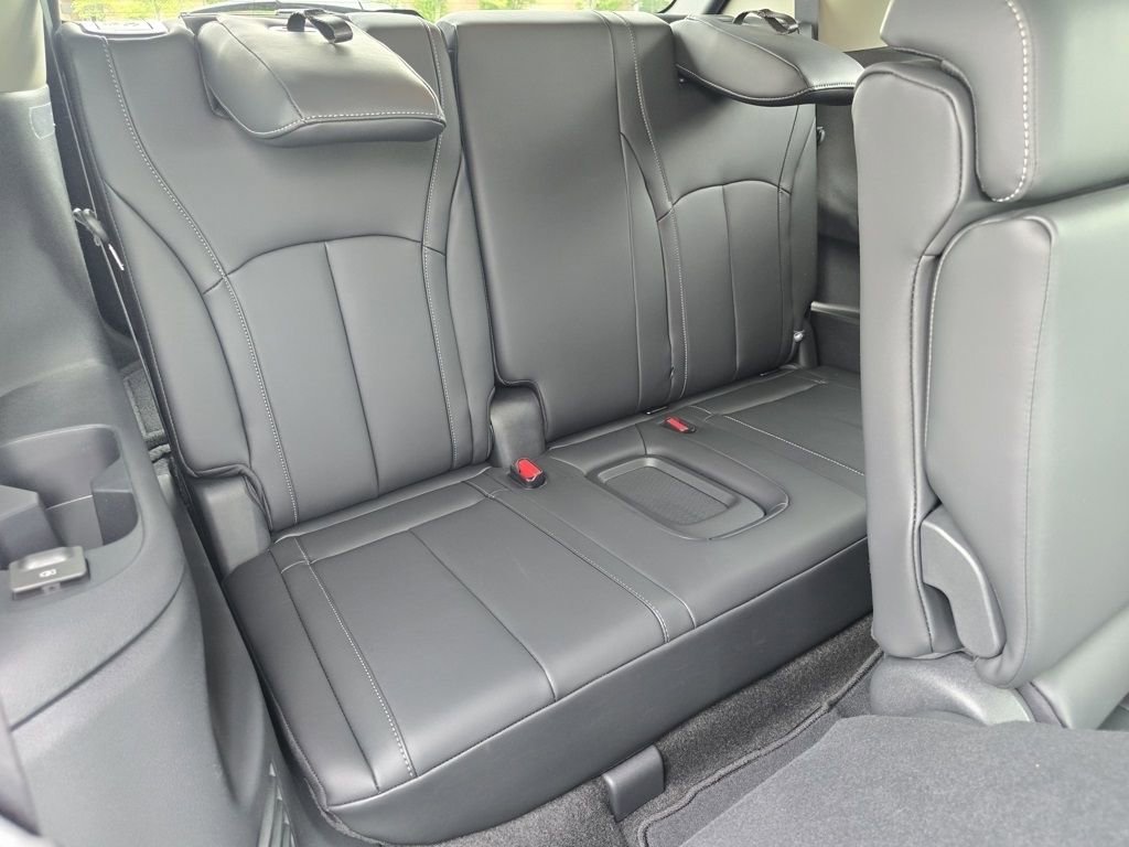 Certified 2025 INFINITI QX60 Luxe w/ Cargo Package image 23