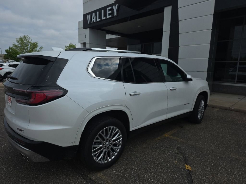 Used 2024 GMC Acadia Denali w/ Super Cruise Package AWD/4WD image 4