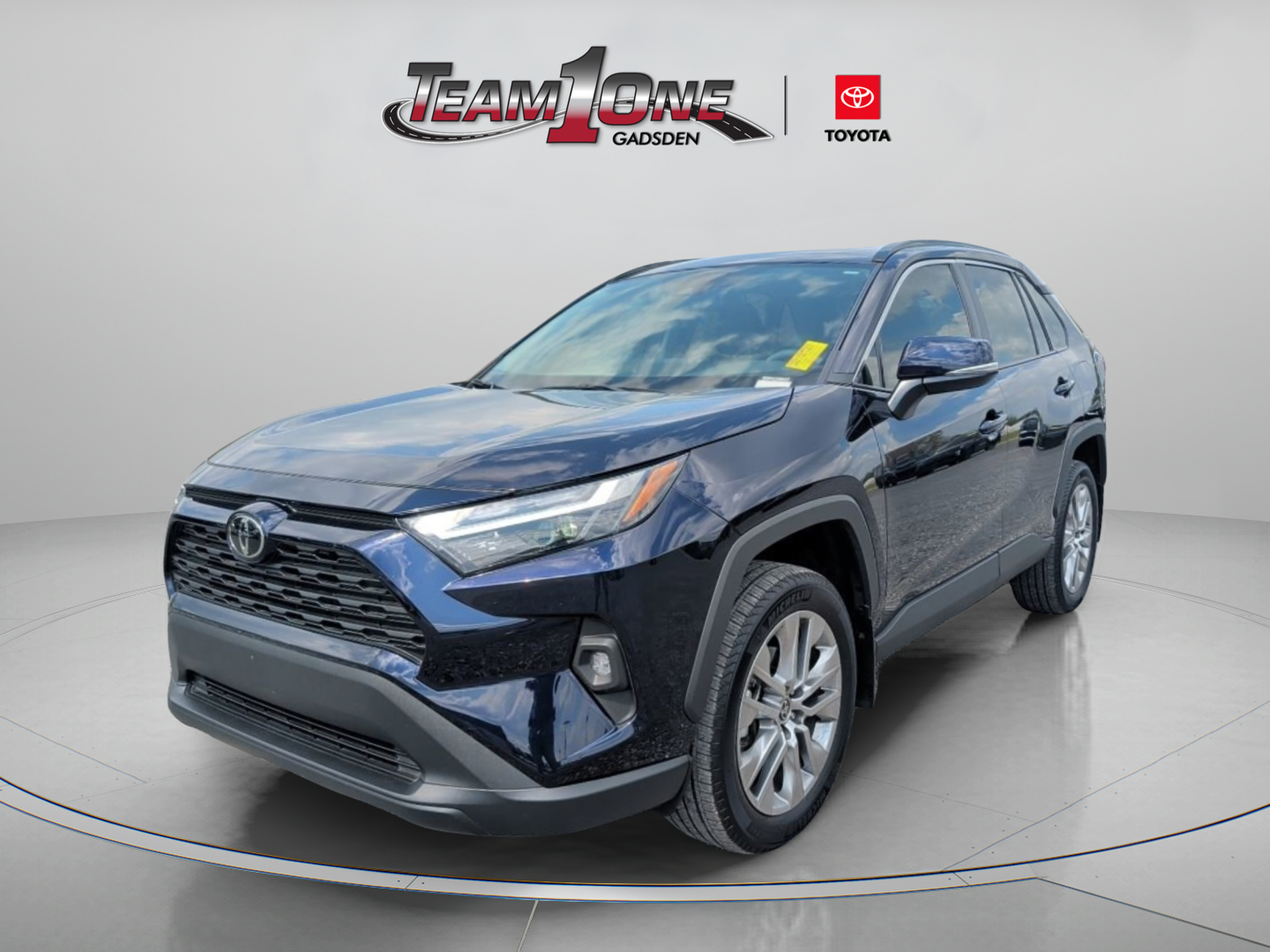 Used 2024 Toyota RAV4 XLE Premium AWD/4WD image 4
