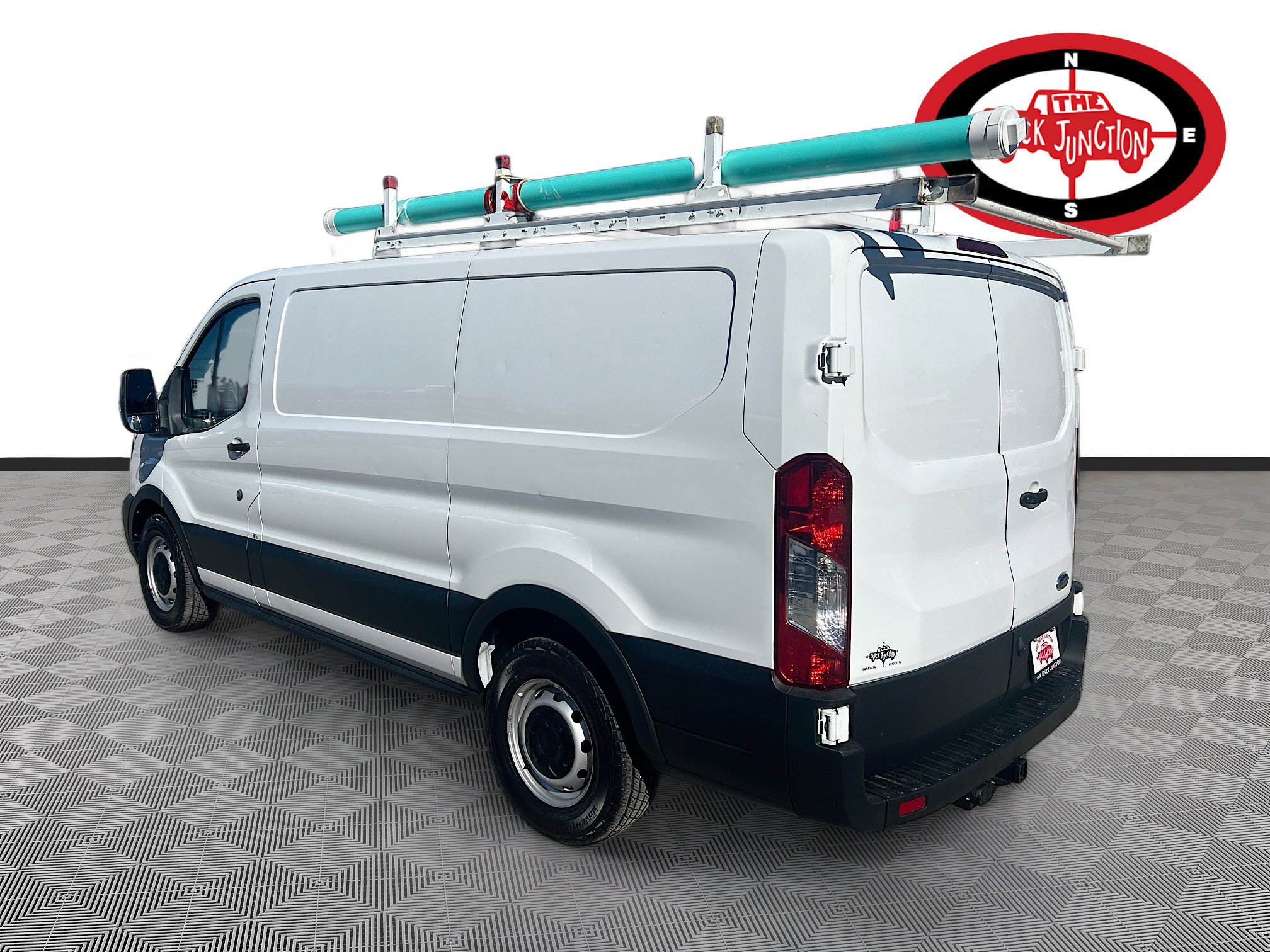 Used 2022 Ford Transit 150 Low Roof image 5