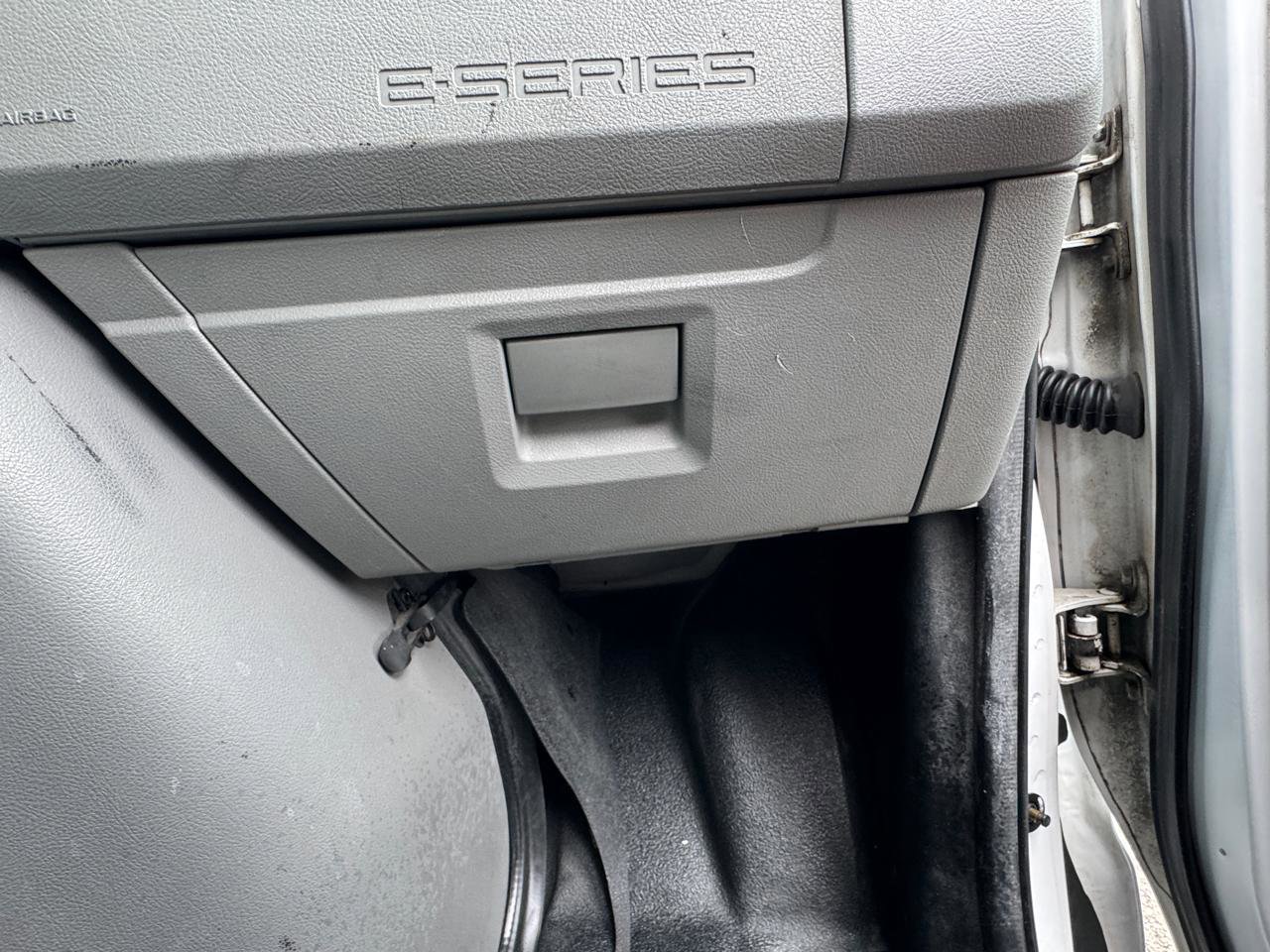 Used 2011 Ford E-250 and Econoline 250 w/ PWR Group image 37