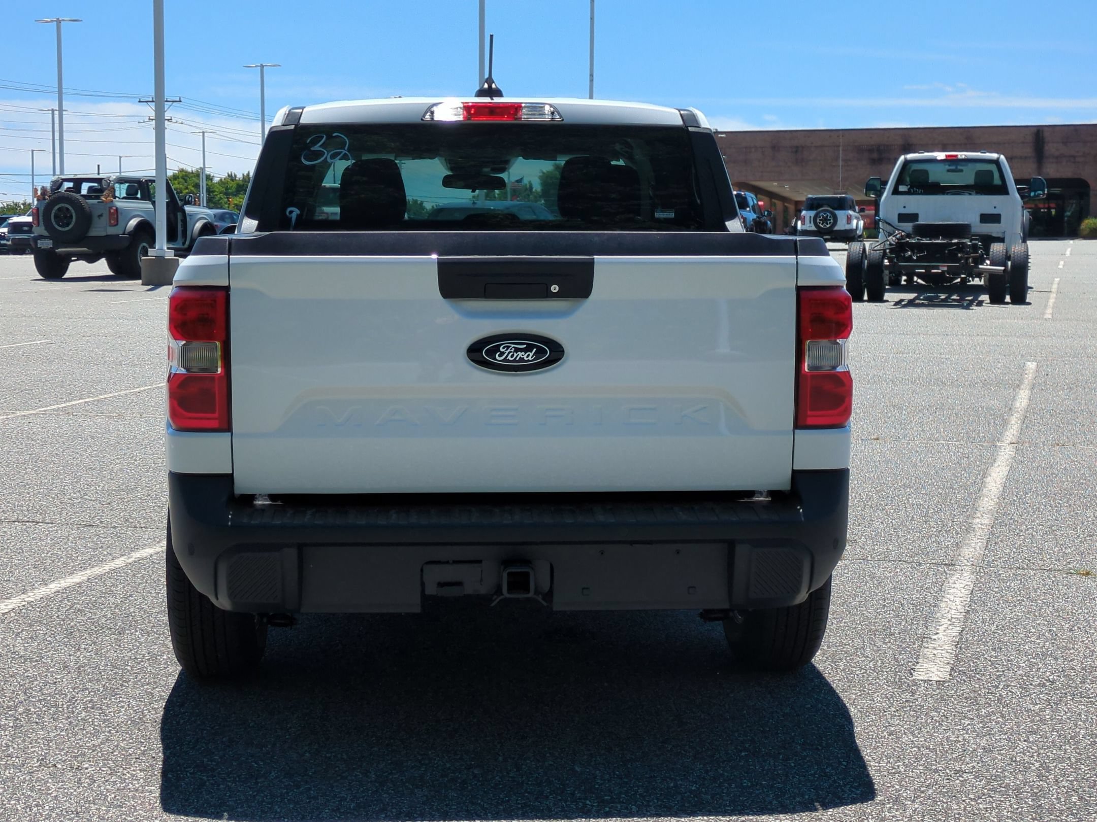 New 2026 Ford Maverick XLT w/ XLT Luxury Package FWD image 5
