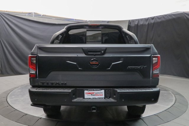 Used 2021 Nissan Titan PRO-4X w/ Pro-4x Utility Package image 11