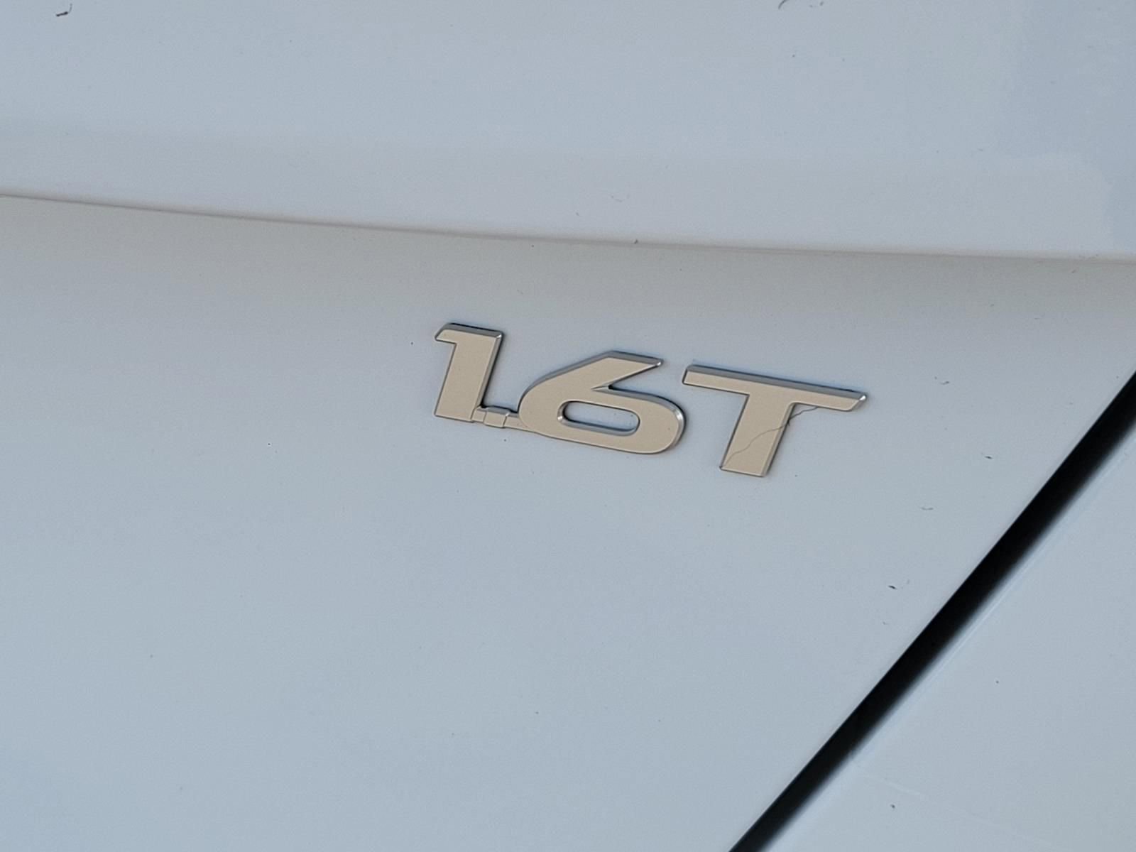New 2026 Hyundai Kona Limited FWD image 6