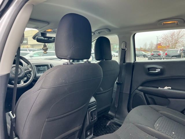 Used 2021 Jeep Compass Sport AWD/4WD image 9