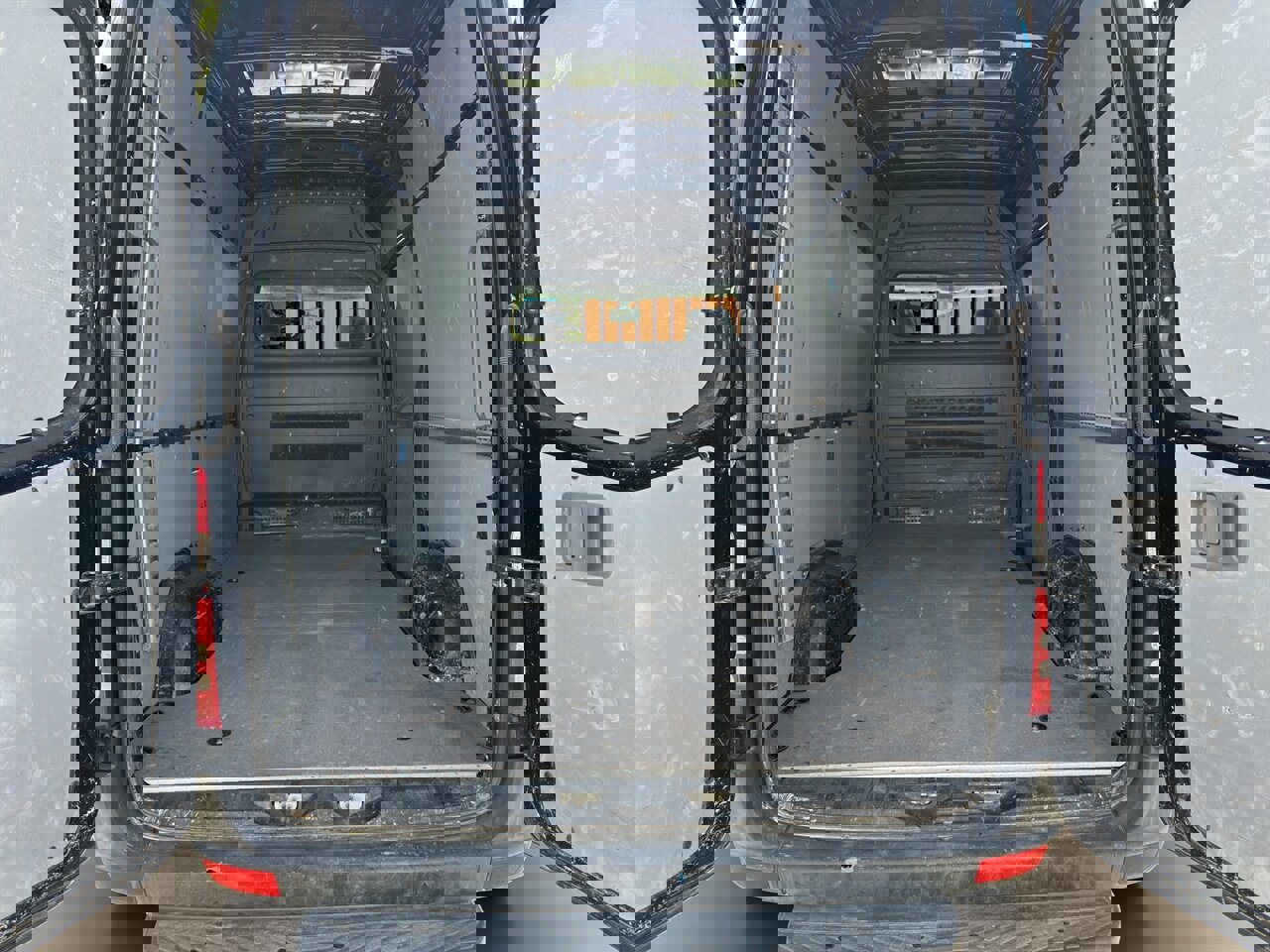 Used 2011 Freightliner Sprinter 2500 image 12