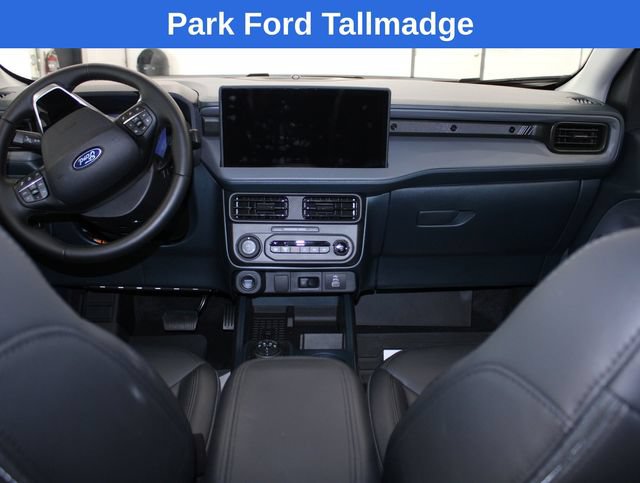 Used 2025 Ford Maverick Lariat w/ Black Appearance Package AWD/4WD image 27