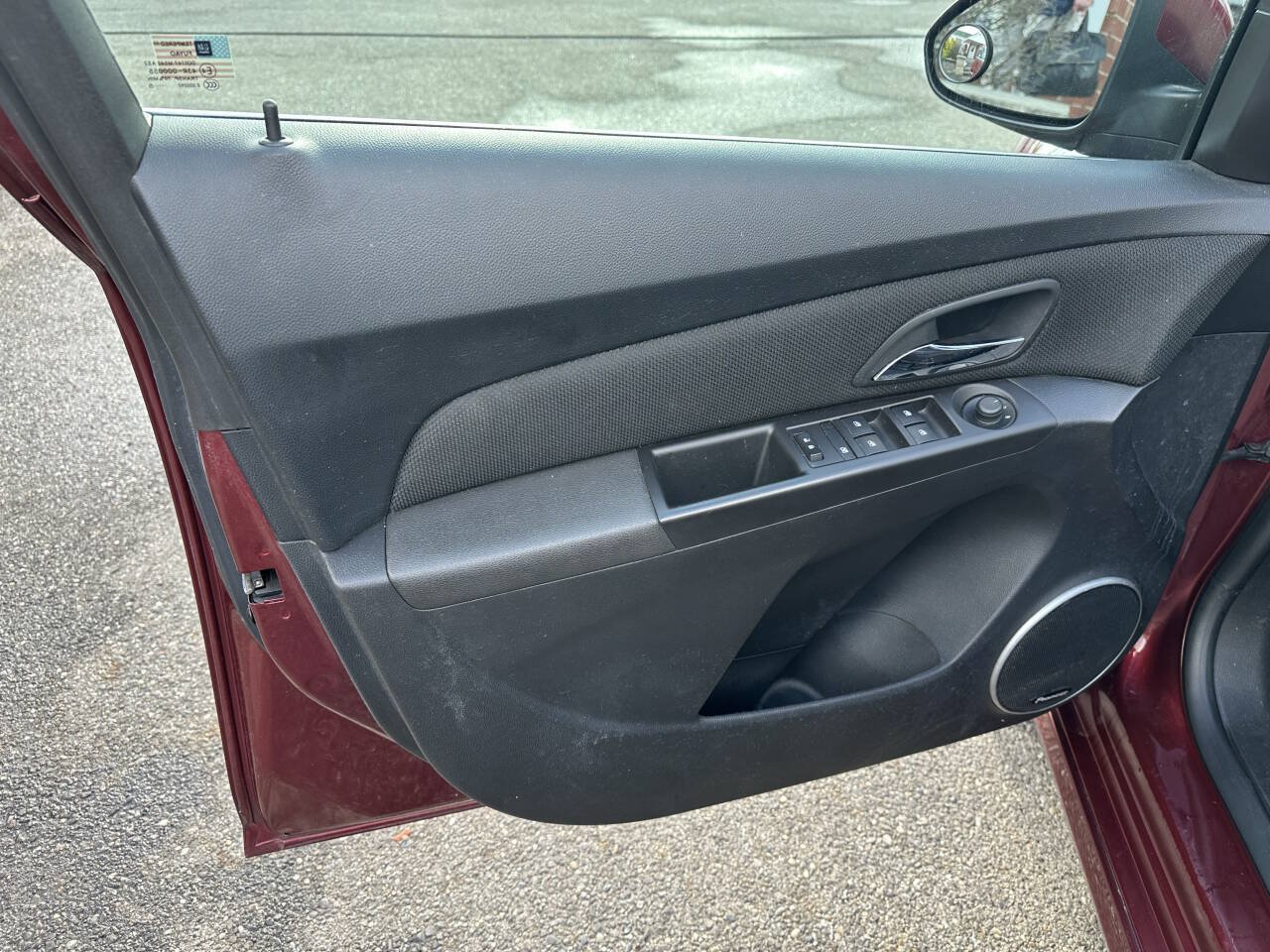 Used 2015 Chevrolet Cruze LT w/ Sun And Sound Package FWD image 16