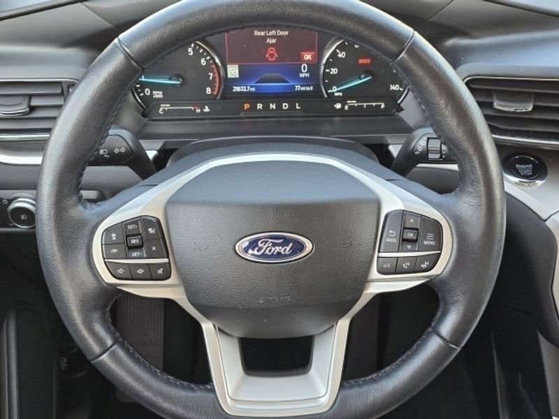 Used 2022 Ford Explorer XLT w/ Equipment Group 202A image 16