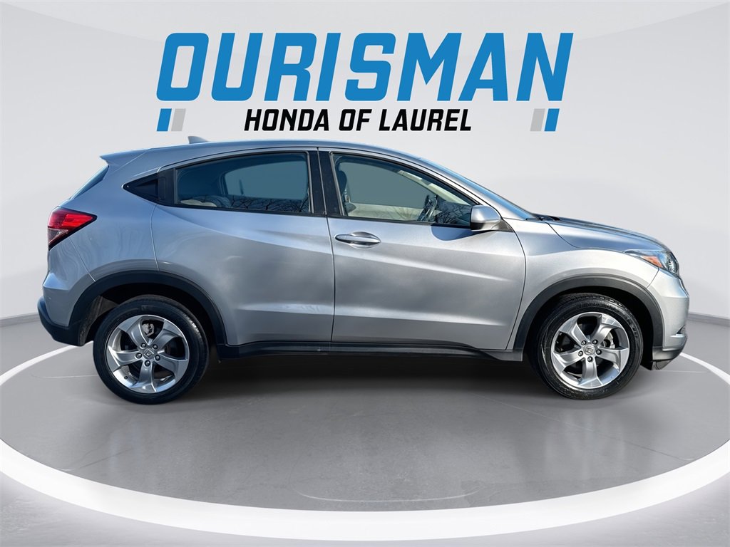 Used 2018 Honda HR-V LX image 9