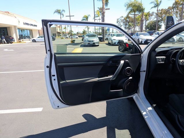 Used 2013 Scion tC FWD image 13