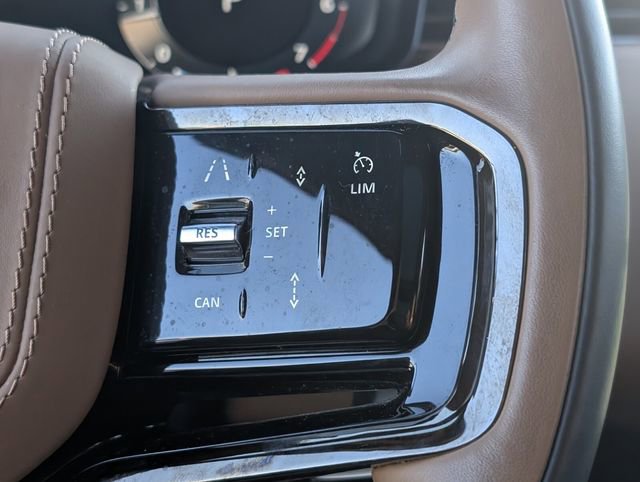 Used 2023 Land Rover Range Rover Sport SE Dynamic image 21