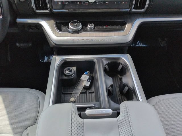 New 2026 Ford Expedition Max Platinum w/ Platinum Ultimate Package AWD/4WD image 19