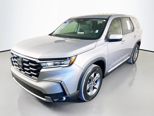 Certified 2025 Honda Pilot EX-L image 4