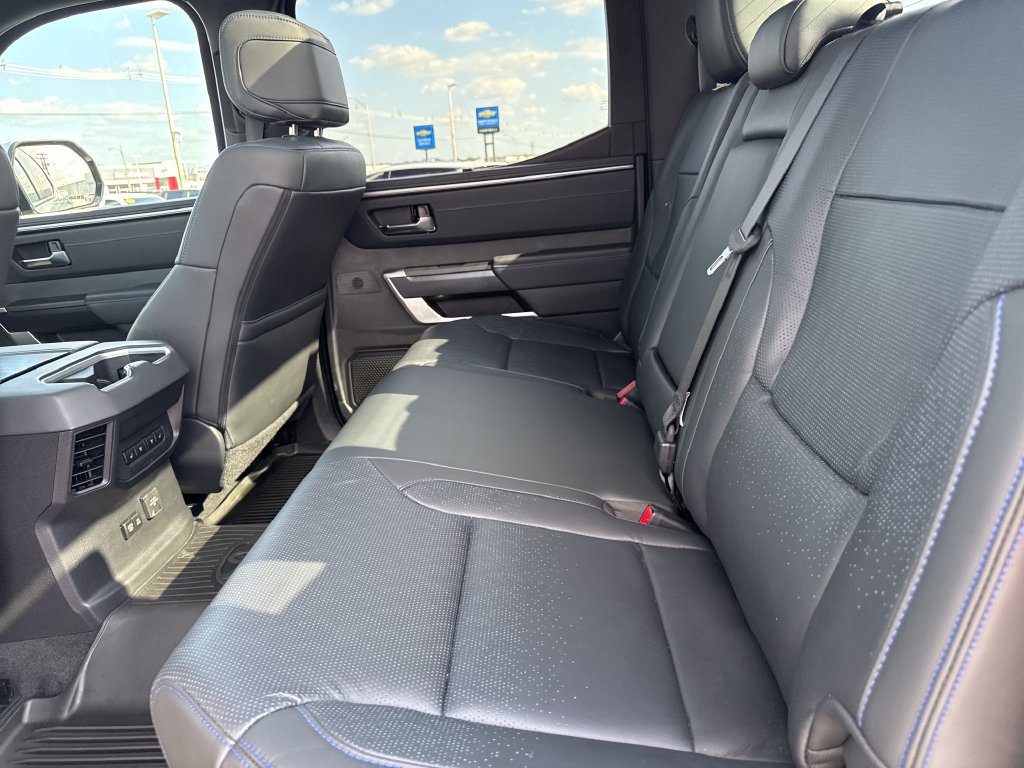 Used 2024 Toyota Tundra Platinum AWD/4WD image 29